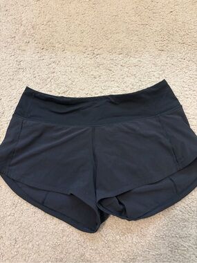 Lululemon low rise speed up shorts
